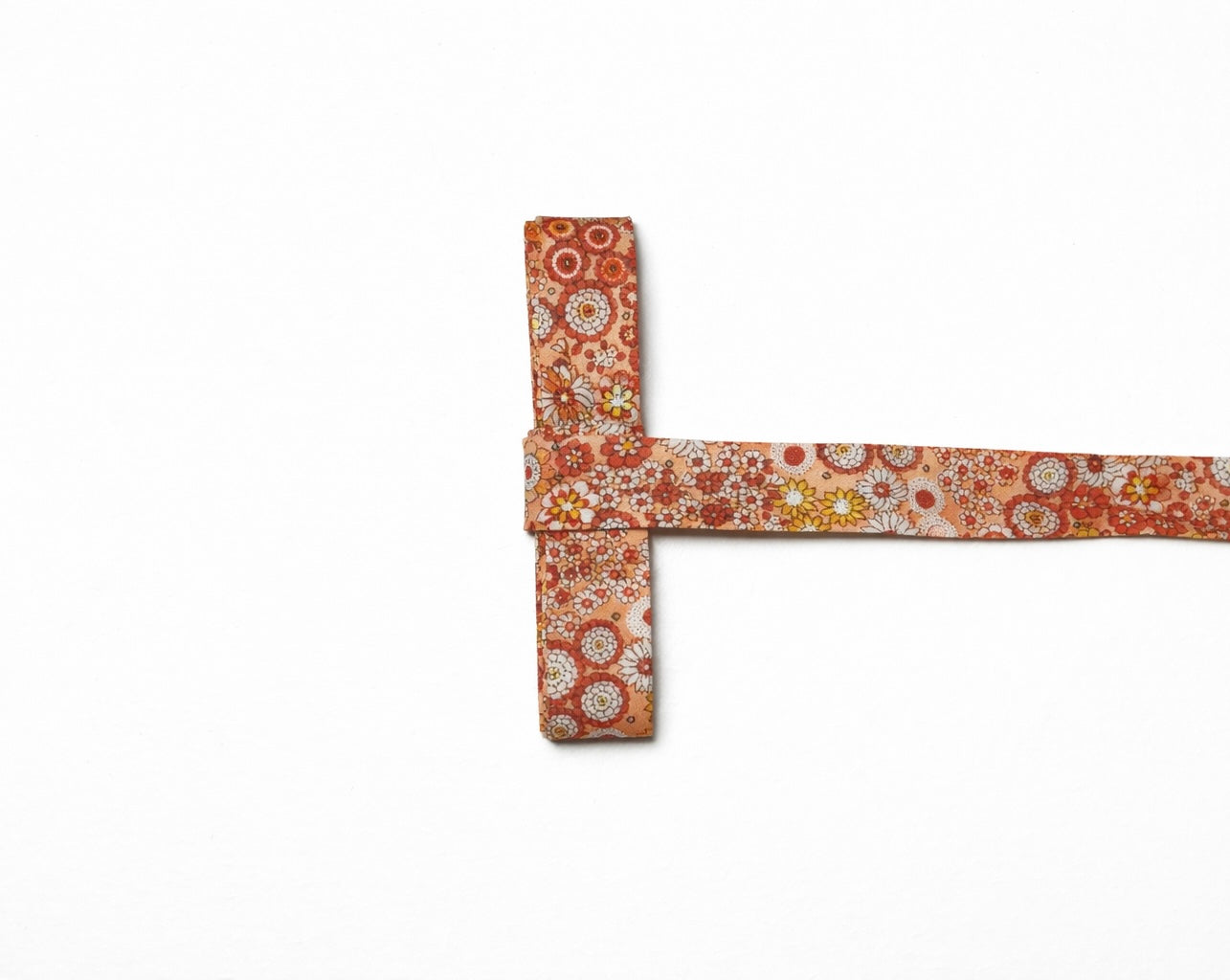 Biais motif fleurs