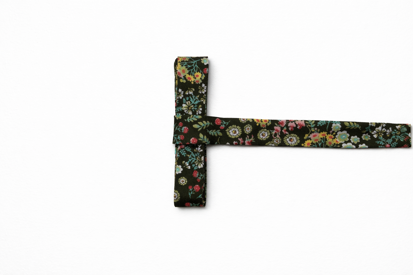 Biais motif fleurs